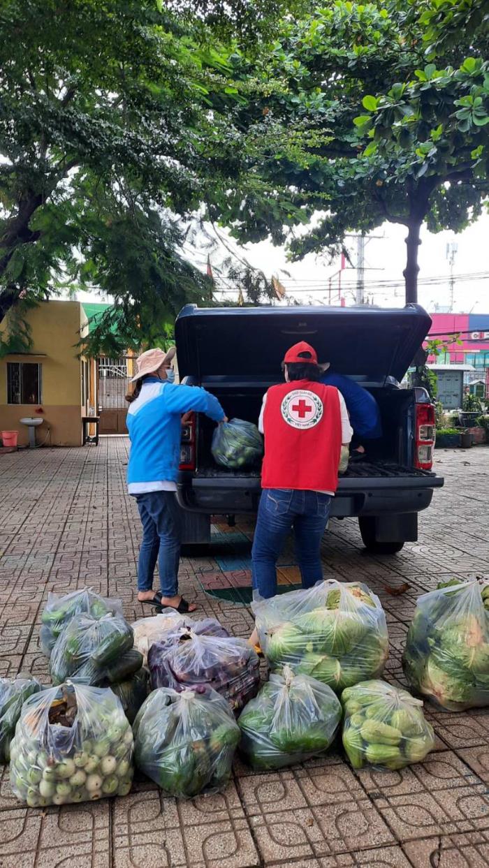 TRAO QUÀ ĐẾN CÁC PHƯỜNG LONG PHƯỚC, PHƯỚC LONG A, PHƯỚC LONG B, PHƯỚC BÌNH VÀ CHÙA DIỆU TRÀNG CÙNG NGƯỜI DÂN TRÊN ĐỊA BÀN PHƯỜNG PHƯỚC LONG A - TP.THỦ ĐỨC, TP.HCM (NGÀY 16/09/2021)